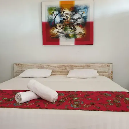 Pondok Kembar Homestay Uluwatu  Exterior photo